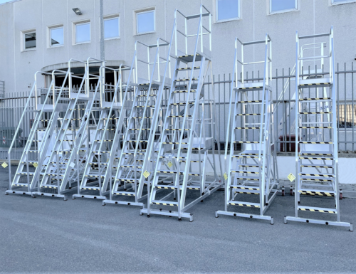 Aluminum ladders